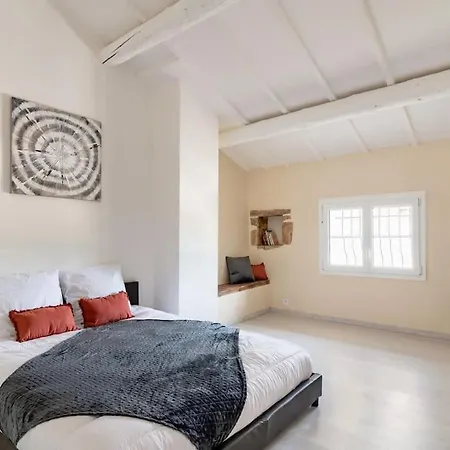 Evasion De Charme, Maison Authentique Et Prive La Baume-de-Transit