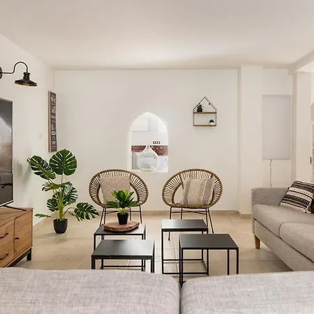 Evasion De Charme, Maison Authentique Et Prive Tatil Evi La Baume-de-Transit